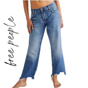 New free people Maggie mid rise straight Jean size 32